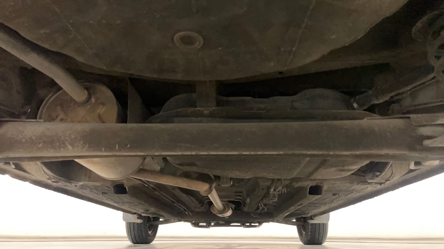 Used 2021 Renault Kwid CLIMBER 1.0 (O) Petrol Manual extra REAR UNDERBODY VIEW (TAKEN FROM REAR)