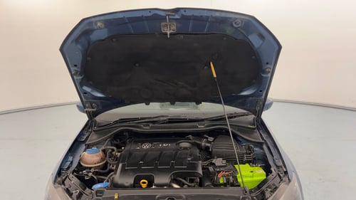 Used 2016 Volkswagen Ameo Highline 1.5L AT Diesel Automatic engine ENGINE & BONNET OPEN FRONT VIEW