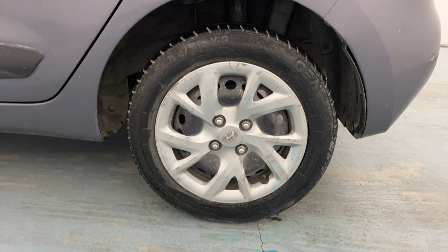 Used 2019 Hyundai Grand i10 Sportz 1.2 Kappa VTVT Petrol Manual tyres LEFT REAR TYRE RIM VIEW
