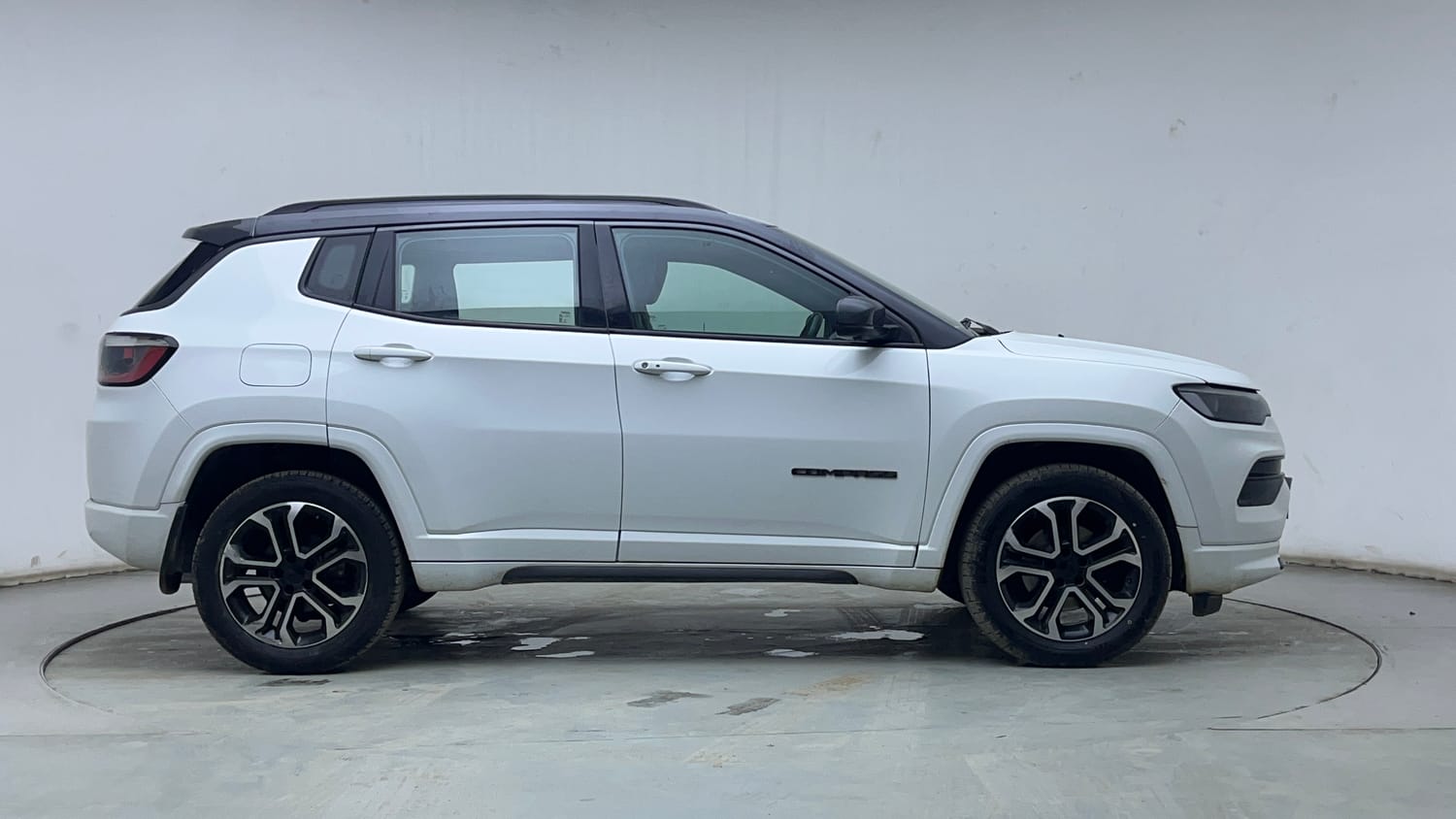Used 2022 Jeep Compass Model S (O) Diesel 4x4 AT Diesel Automatic exterior RIGHT SIDE VIEW