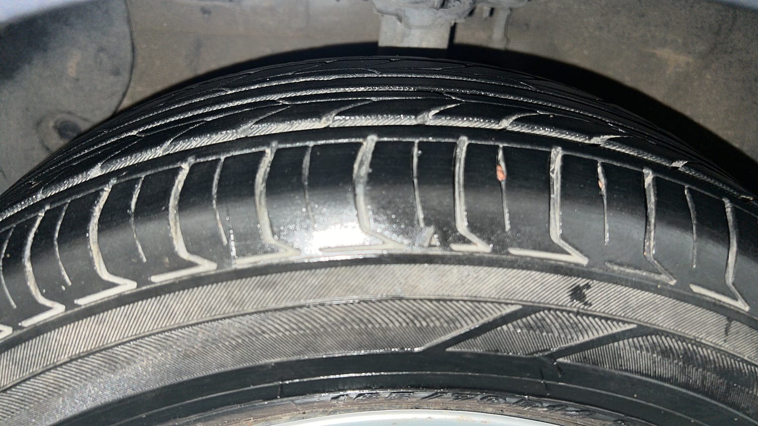 Used 2019 Hyundai Grand i10 Sportz 1.2 Kappa VTVT Petrol Manual tyres LEFT FRONT TYRE TREAD VIEW