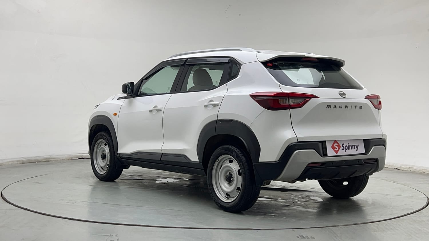 Used 2024 Nissan Magnite XE Petrol Manual exterior LEFT REAR CORNER VIEW