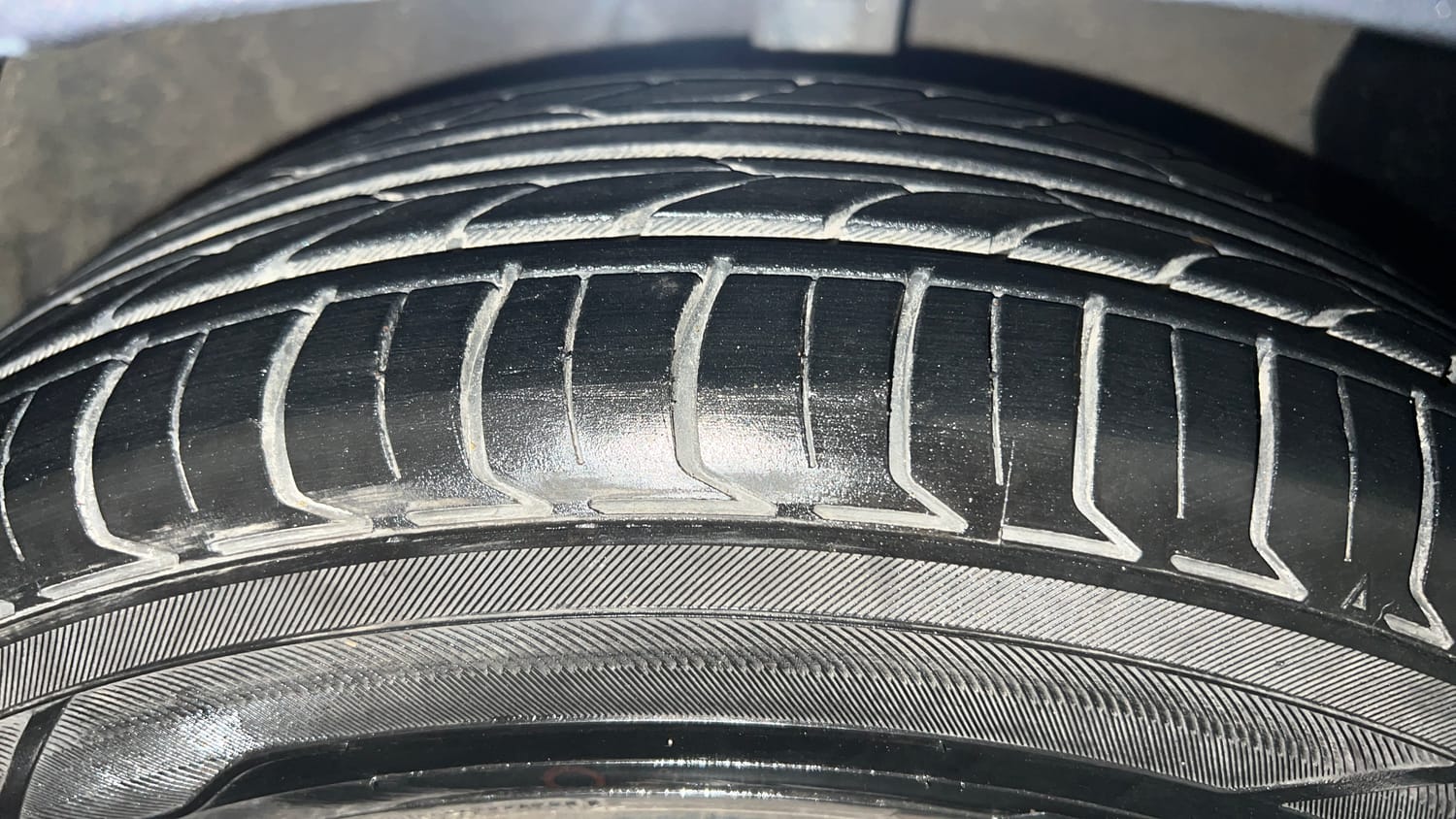 Used 2019 Hyundai Grand i10 Sportz 1.2 Kappa VTVT Petrol Manual tyres RIGHT FRONT TYRE TREAD VIEW