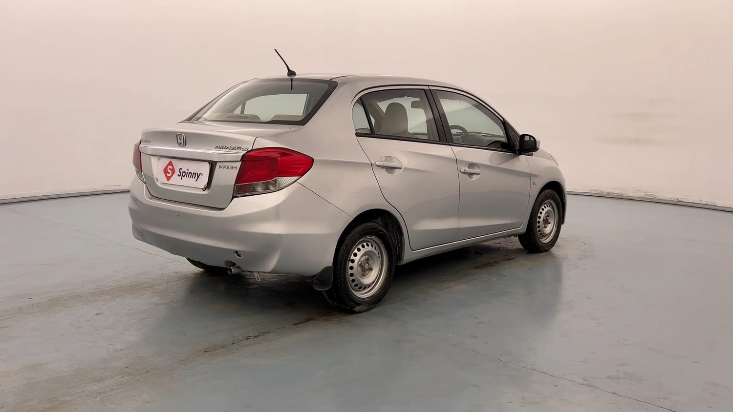 Used 2014 Honda Amaze 1.2 EX i-VTEC Petrol Manual exterior RIGHT REAR CORNER VIEW