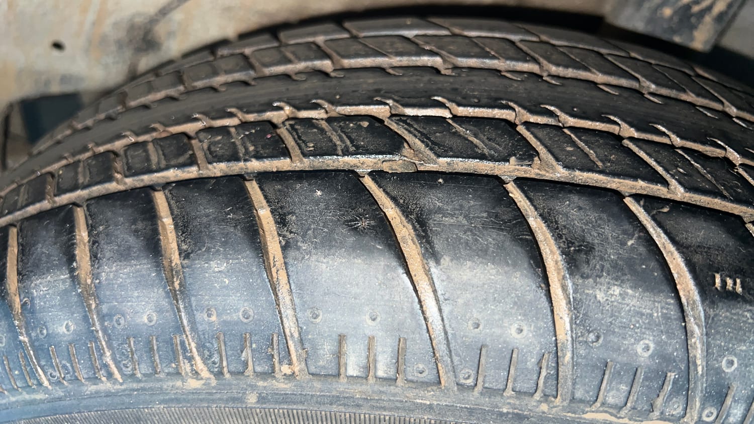 Used 2021 Maruti Suzuki Celerio VXi AMT Petrol Automatic tyres LEFT REAR TYRE TREAD VIEW