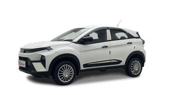 Used 2025 Tata Nexon Smart Plus 1.2 Petrol 6AMT Petrol Automatic Image
