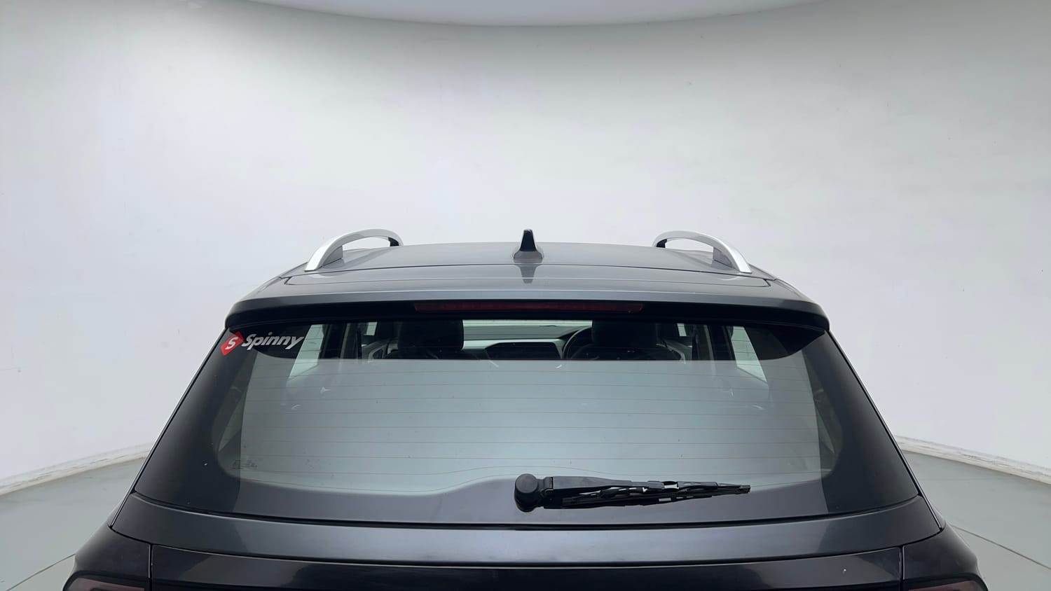Used 2022 Volkswagen Taigun Highline 1.0 TSI MT Petrol Manual exterior BACK WINDSHIELD VIEW