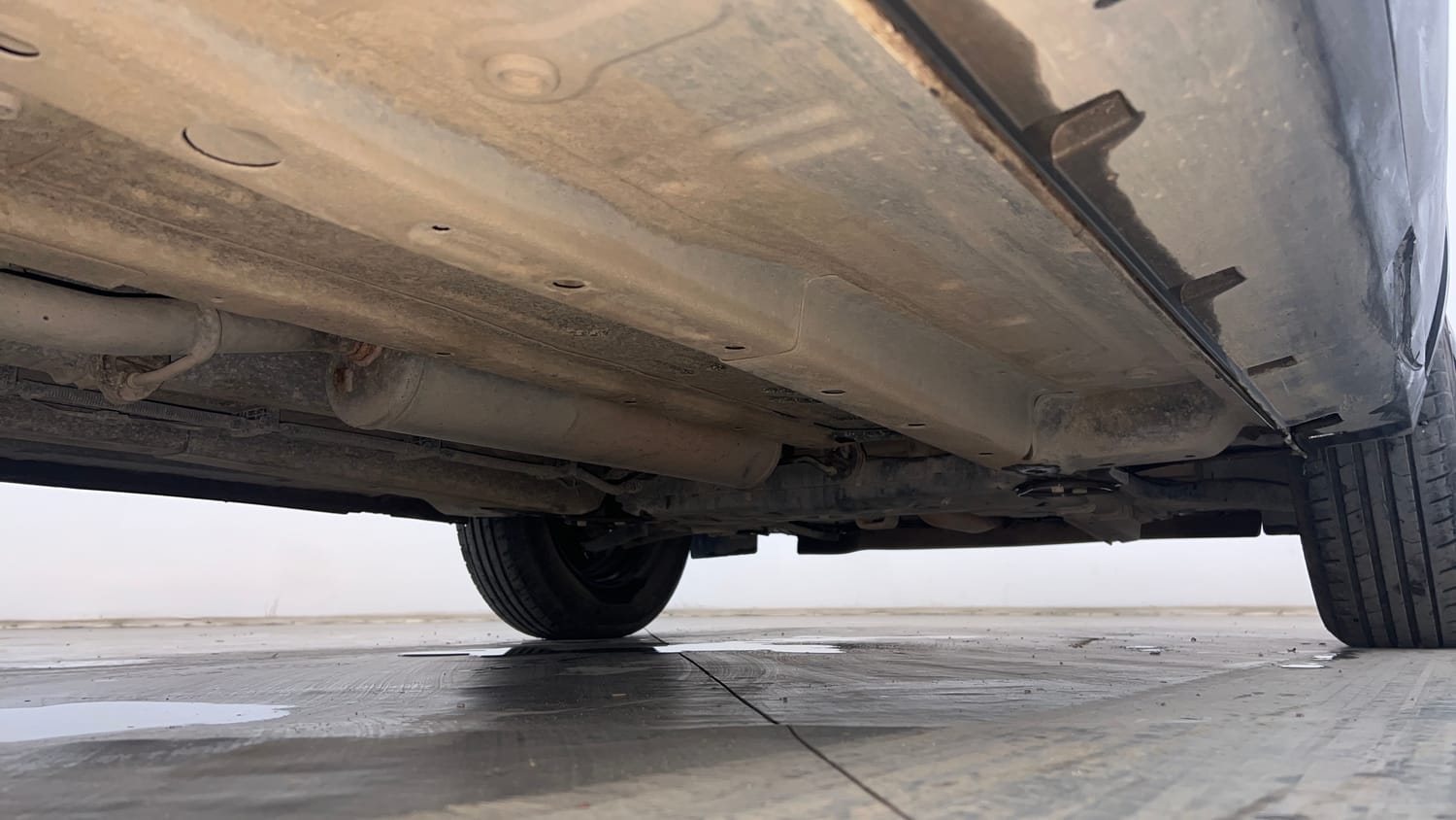 Used 2023 Tata Punch Accomplished AMT Petrol Automatic extra REAR RIGHT UNDERBODY VIEW