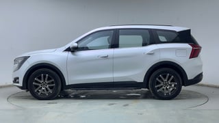 Used 2022 Mahindra XUV700 AX 7 Petrol AT Luxury Pack 7 STR Petrol Automatic exterior LEFT SIDE VIEW