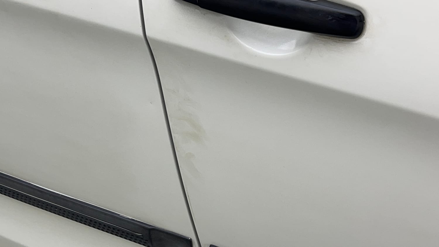 Used 2015 Maruti Suzuki Celerio VXi AMT Petrol Automatic dents MINOR SCRATCH