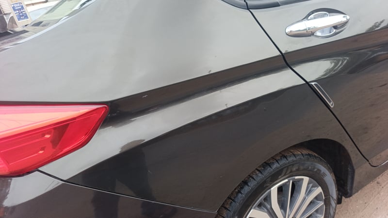Used 2017 Honda City VX CVT Petrol Automatic dents MINOR SCRATCH