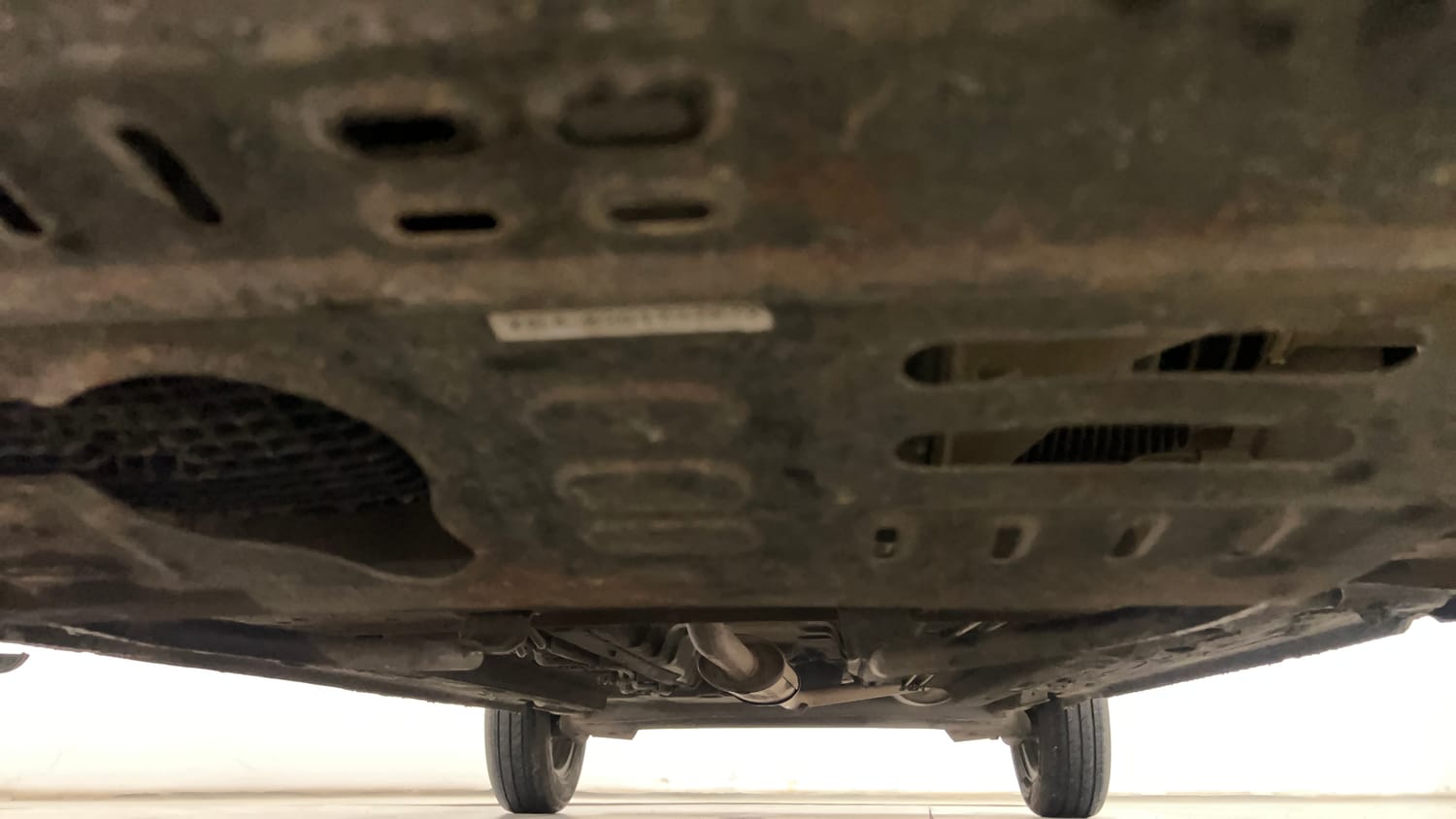 Used 2021 Renault Kwid CLIMBER 1.0 (O) Petrol Manual extra FRONT LEFT UNDERBODY VIEW