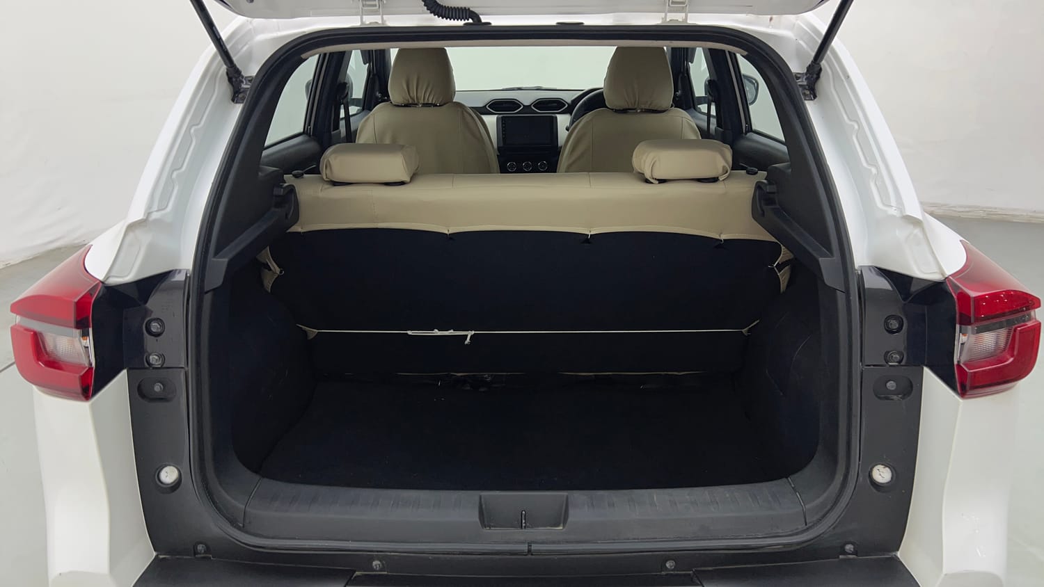 Used 2024 Nissan Magnite XE Petrol Manual interior DICKY INSIDE VIEW