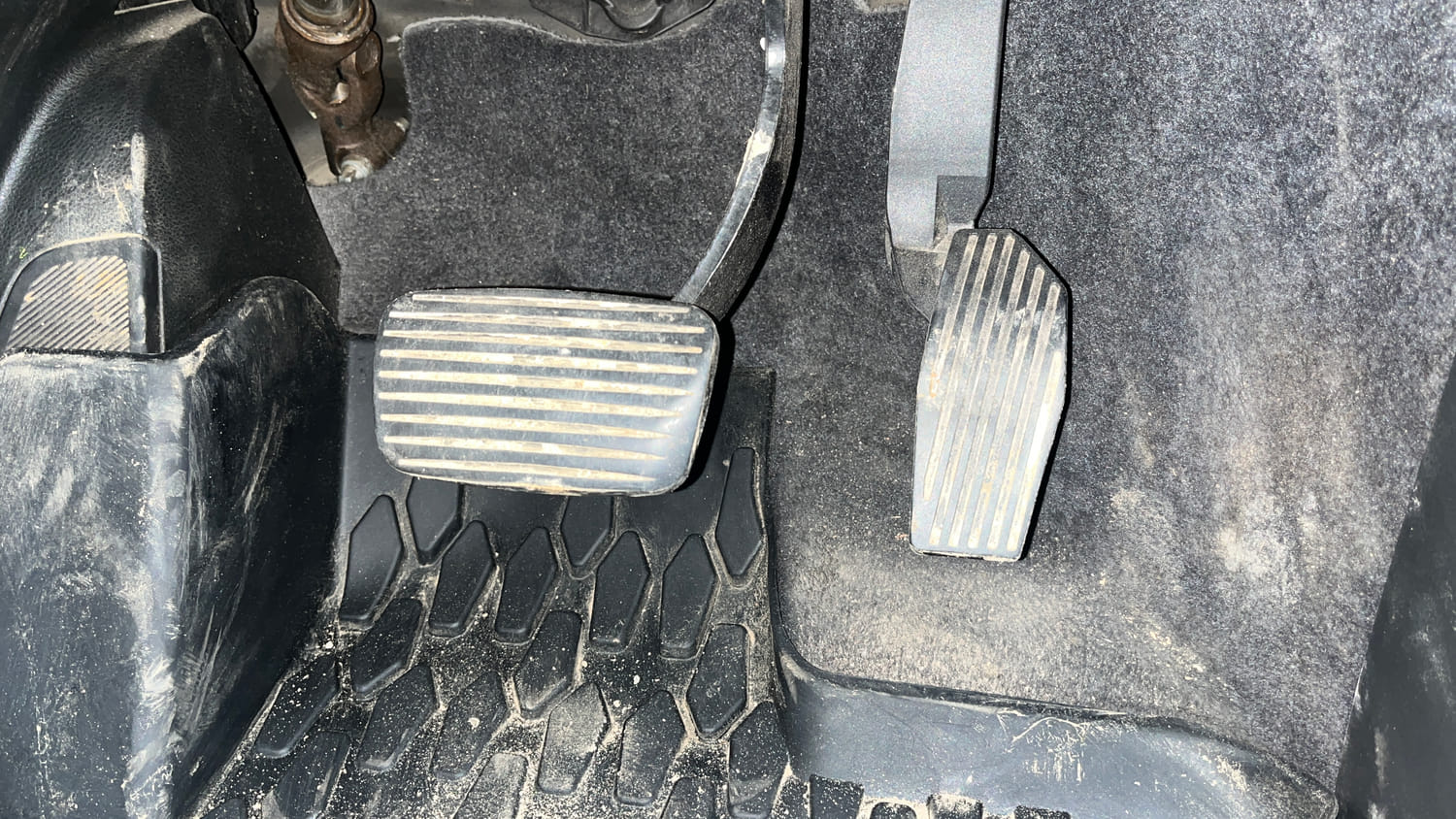 Used 2022 Jeep Compass Model S (O) Diesel 4x4 AT Diesel Automatic interior PEDALS VIEW