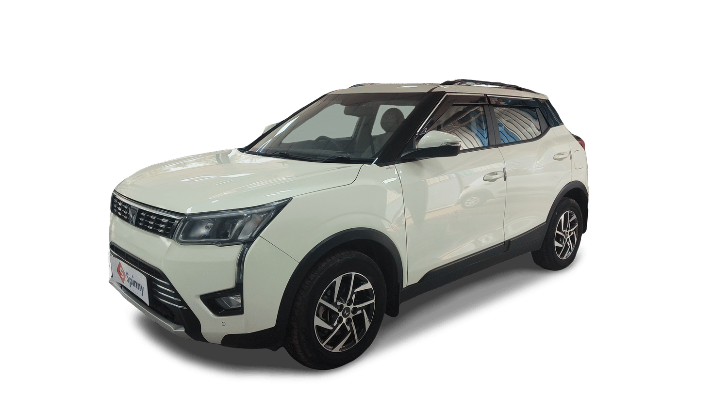Used 2023 Mahindra XUV 300 W8 (O) 1.5 Diesel Diesel Manual Image