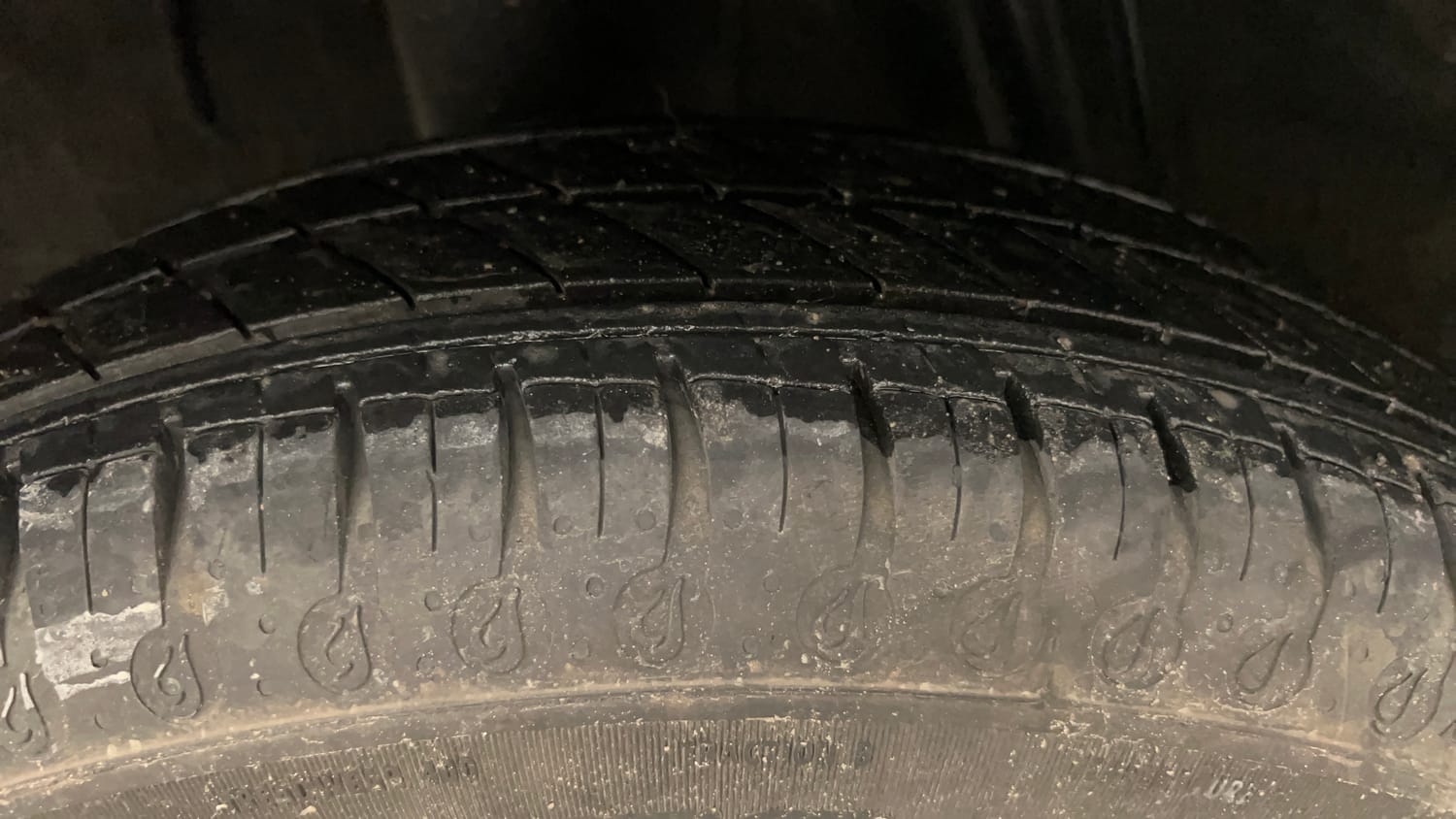 Used 2021 Renault Kwid CLIMBER 1.0 (O) Petrol Manual tyres RIGHT REAR TYRE TREAD VIEW