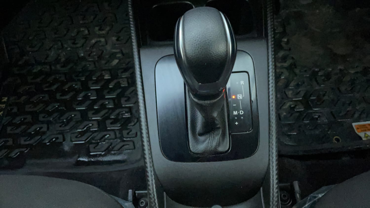 Used 2024 Maruti Suzuki Baleno Delta AGS Petrol Automatic interior GEAR  KNOB VIEW