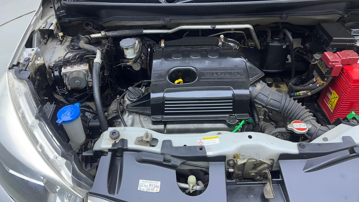 Used 2021 Maruti Suzuki Celerio VXi AMT Petrol Automatic engine ENGINE RIGHT SIDE VIEW