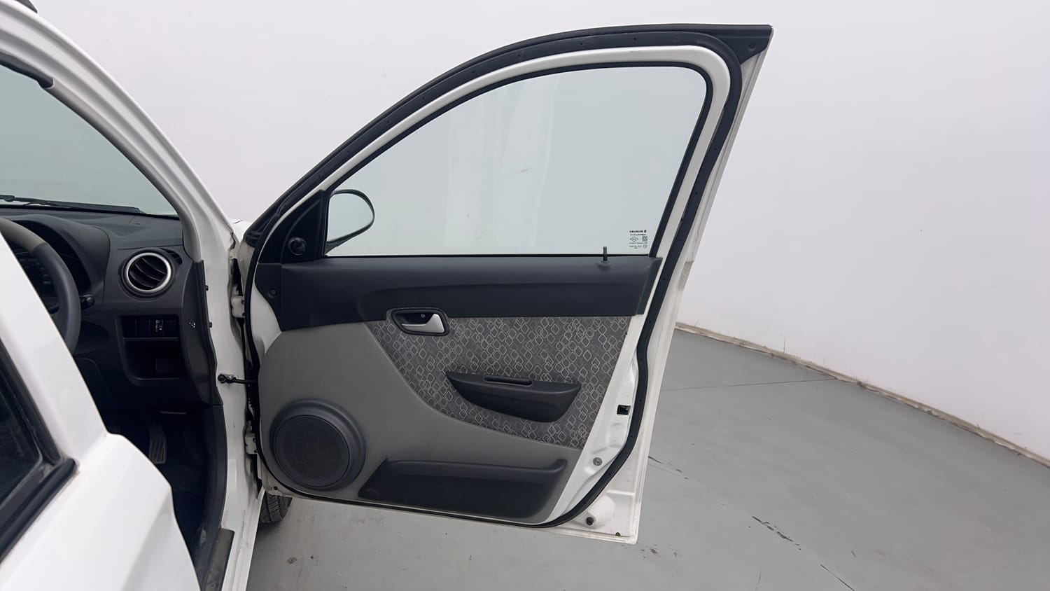 Used 2017 Maruti Suzuki Alto 800 LXi Petrol Manual interior RIGHT FRONT DOOR OPEN VIEW