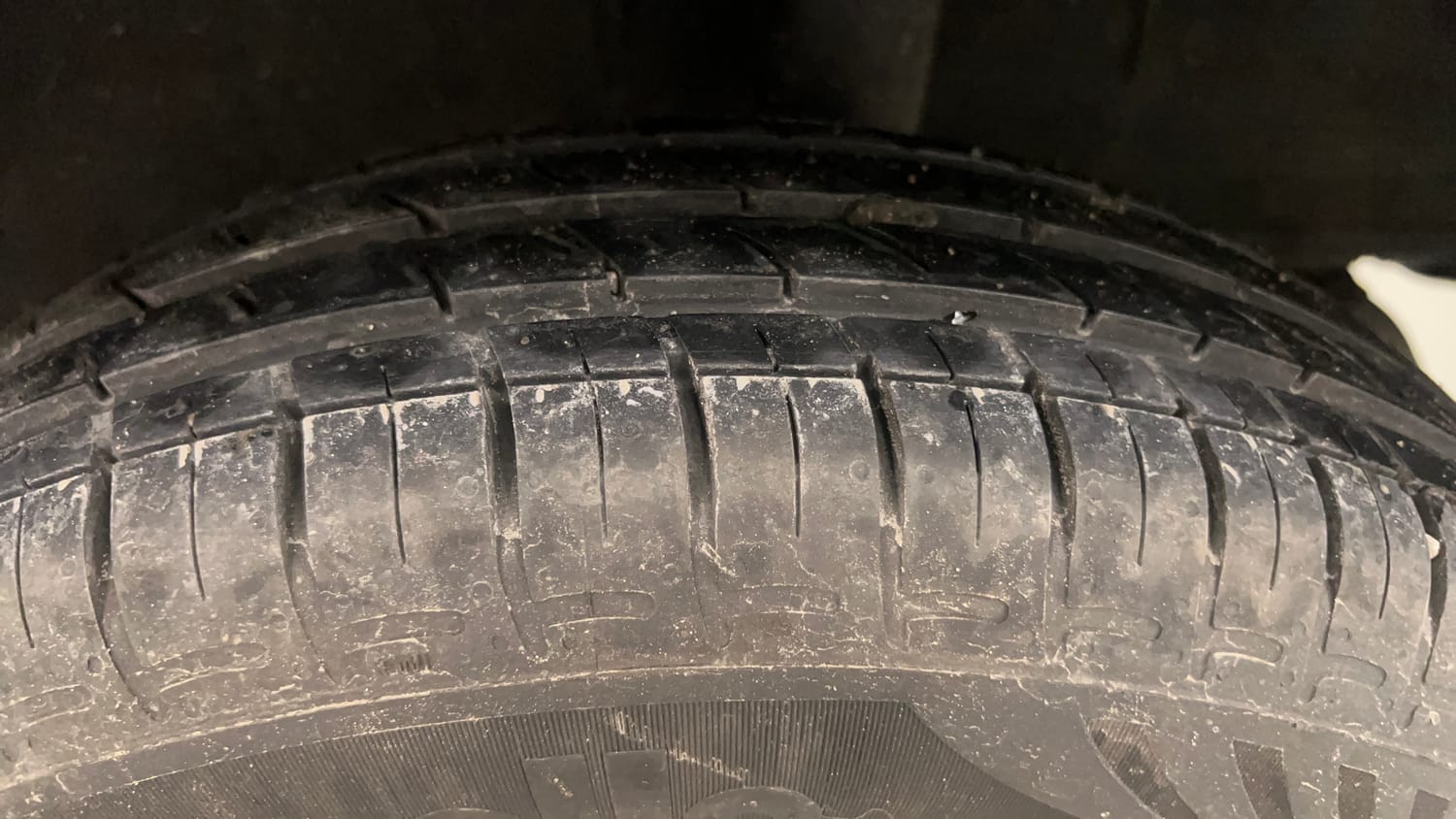 Used 2021 Renault Kwid CLIMBER 1.0 (O) Petrol Manual tyres LEFT REAR TYRE TREAD VIEW