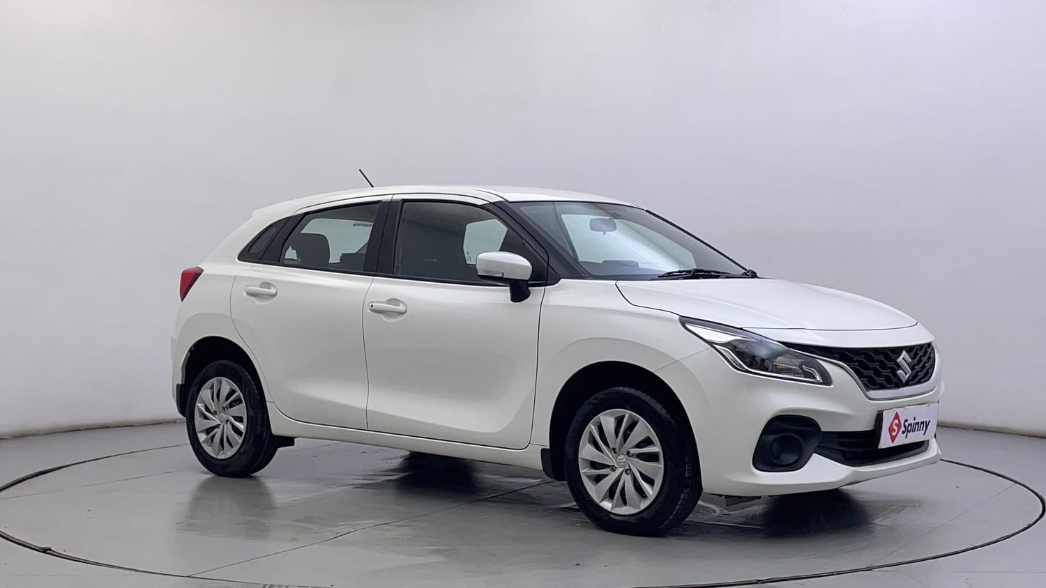 Used 2024 Maruti Suzuki Baleno Delta AGS Petrol Automatic exterior RIGHT FRONT CORNER VIEW