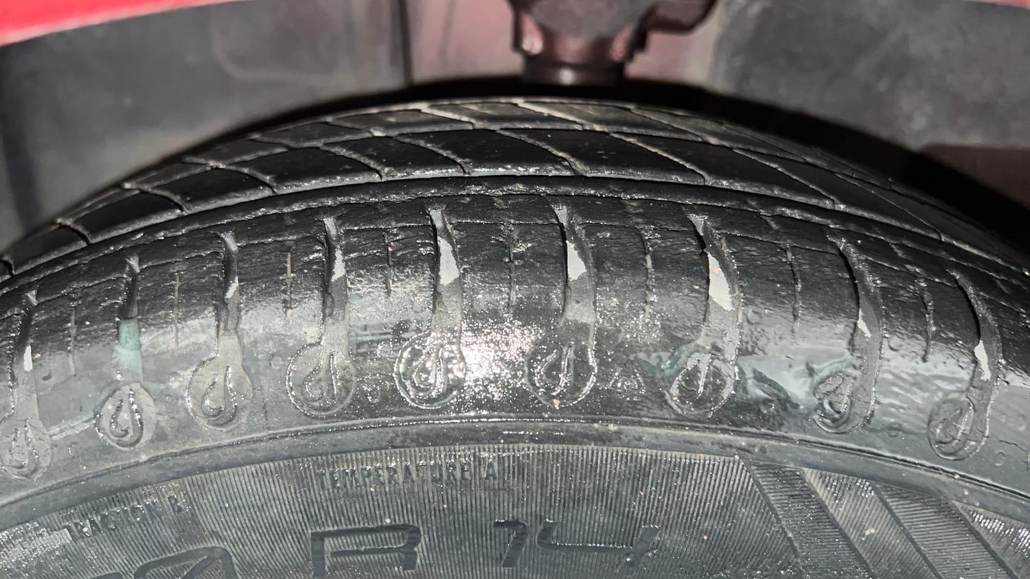 Used 2020 Datsun Redi-GO T(O) Petrol Manual tyres LEFT FRONT TYRE TREAD VIEW