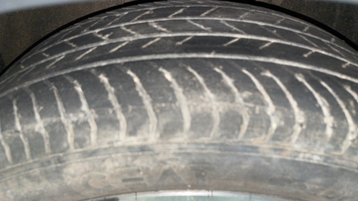 Used 2024 Skoda Kushaq Style 1.0L TSI AT Petrol Automatic tyres LEFT FRONT TYRE TREAD VIEW