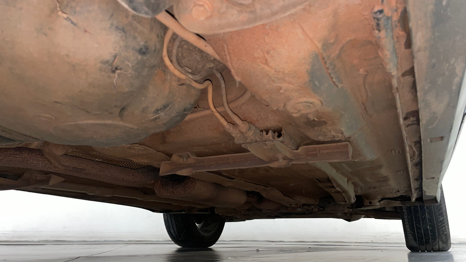 Used 2024 Skoda Kushaq Style 1.0L TSI AT Petrol Automatic extra REAR RIGHT UNDERBODY VIEW