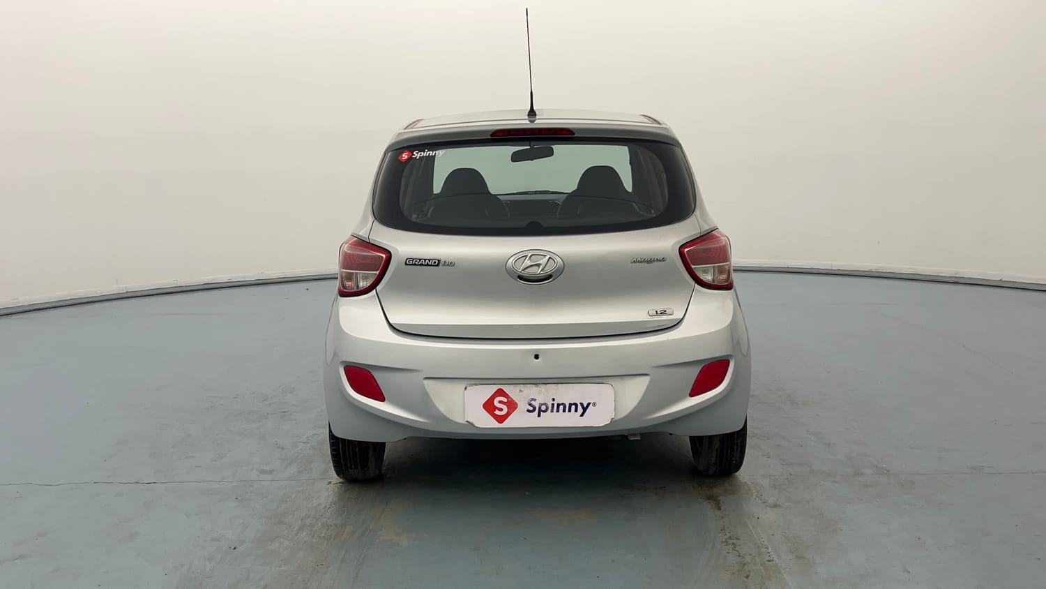 Used 2015 Hyundai Grand i10 Magna 1.2 Kappa VTVT Petrol Manual exterior BACK VIEW