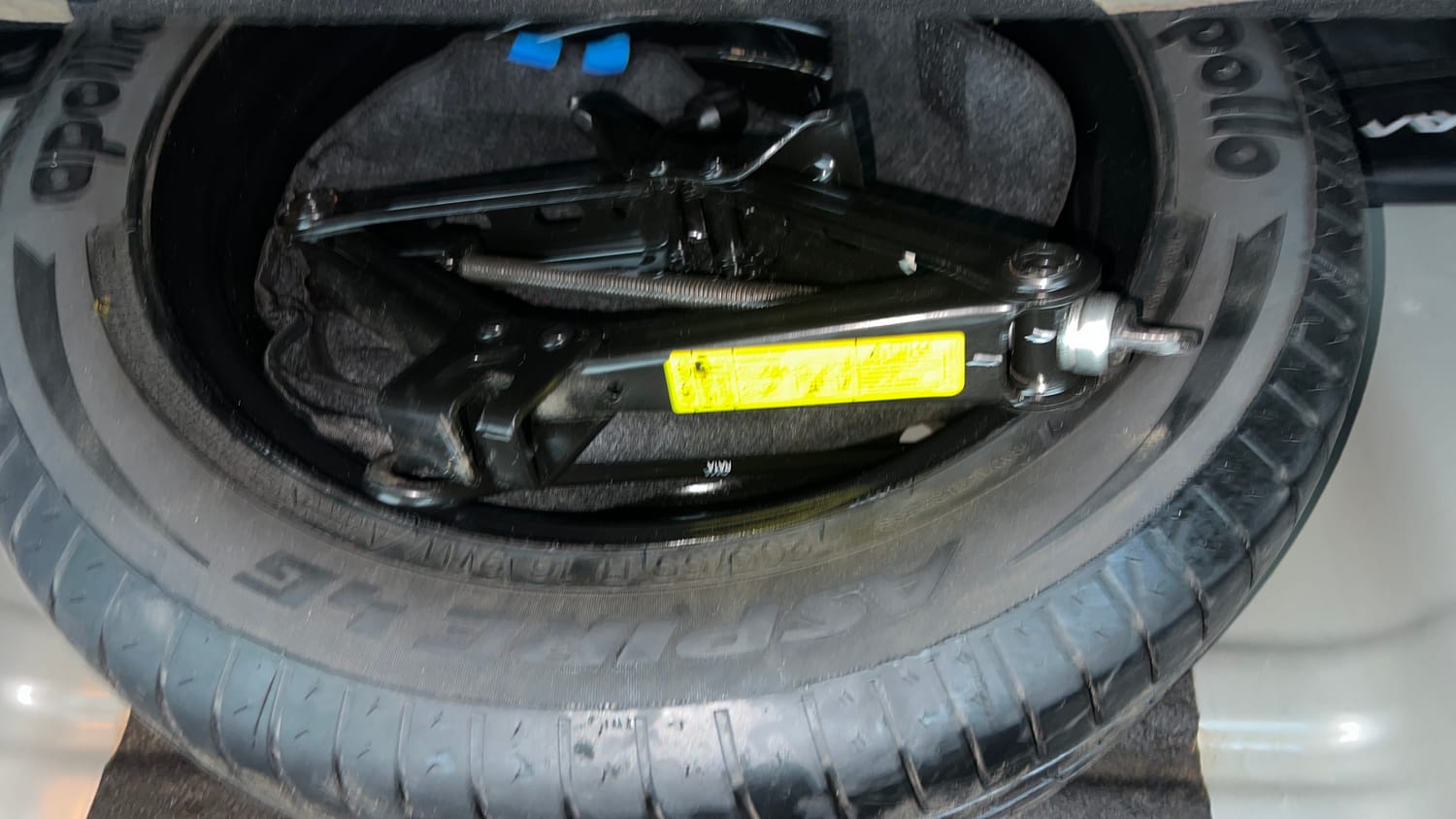 Used 2022 kia Seltos HTX 1.5 IVT Petrol Automatic tyres SPARE TYRE VIEW
