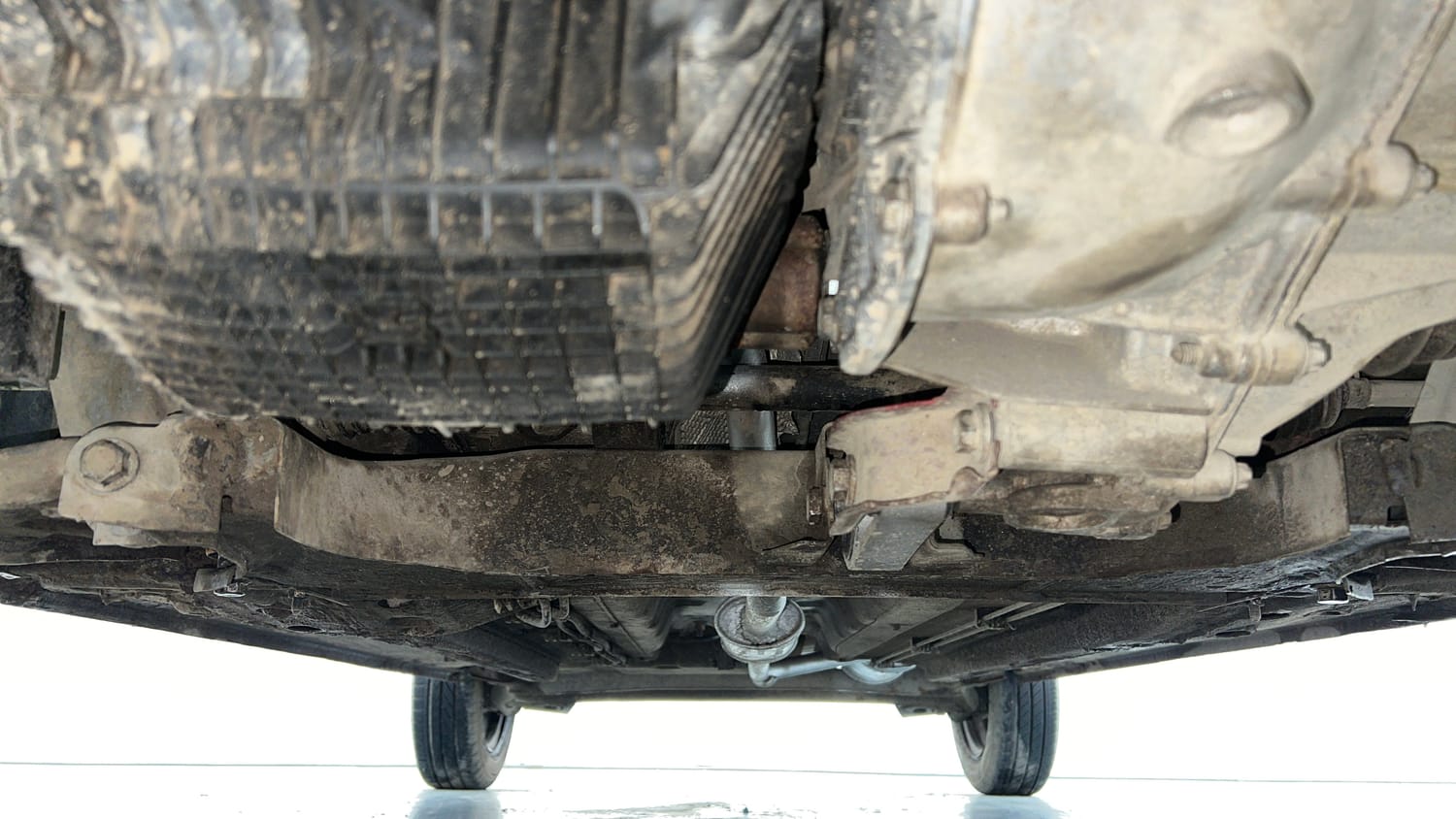 Used 2020 Datsun Redi-GO T(O) Petrol Manual extra FRONT LEFT UNDERBODY VIEW
