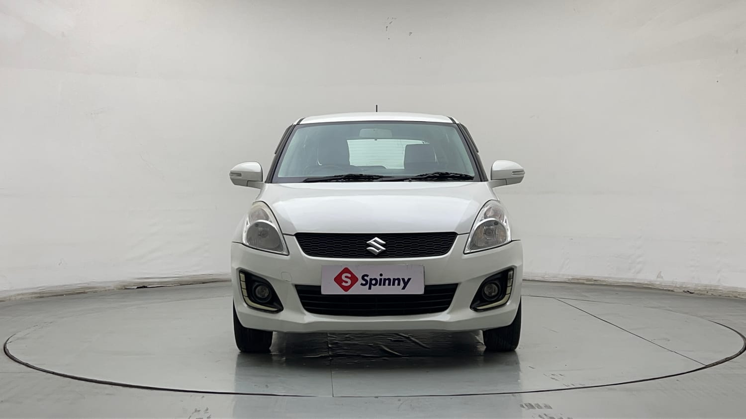 Used 2015 Maruti Suzuki Swift ZXi Petrol Manual exterior FRONT VIEW