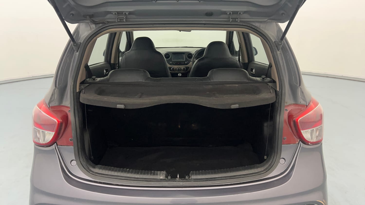Used 2019 Hyundai Grand i10 Sportz 1.2 Kappa VTVT Petrol Manual interior DICKY INSIDE VIEW