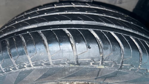 Used 2014 Maruti Suzuki Swift ZXi Petrol Manual tyres RIGHT FRONT TYRE TREAD VIEW