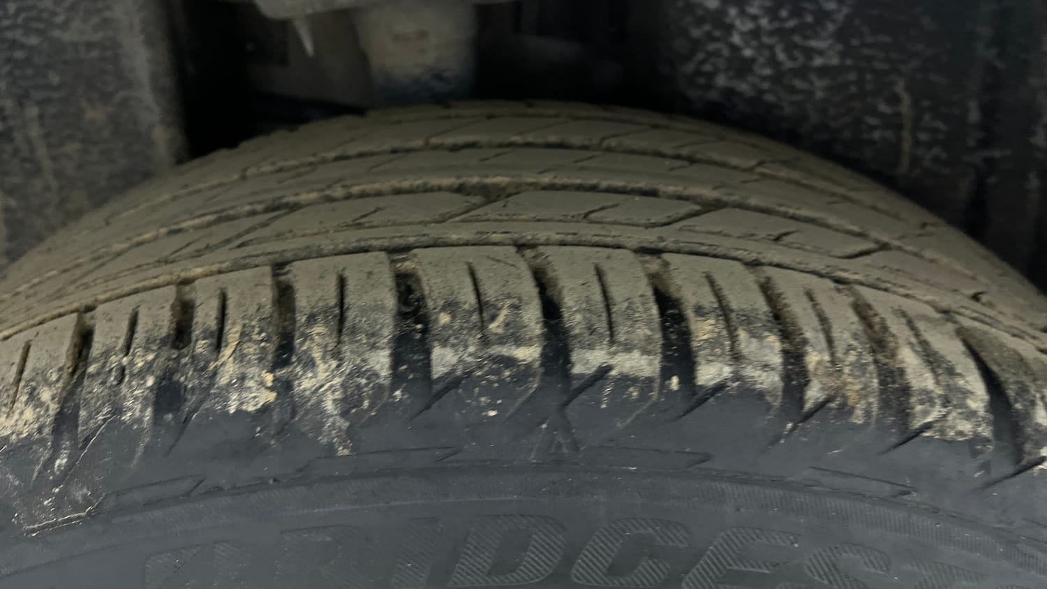 Used 2022 Jeep Compass Model S (O) Diesel 4x4 AT Diesel Automatic tyres RIGHT REAR TYRE TREAD VIEW