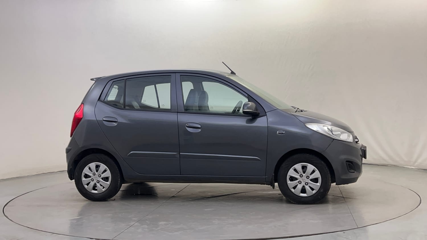 Used 2013 Hyundai i10 Sportz 1.2 Kappa2 Petrol Manual exterior RIGHT SIDE VIEW