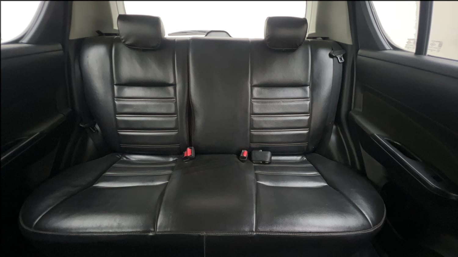 Used 2015 Maruti Suzuki Swift ZXi Petrol Manual interior REAR SEAT CONDITION VIEW