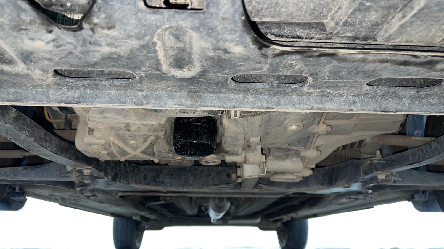 Used 2024 Nissan Magnite XE Petrol Manual extra FRONT LEFT UNDERBODY VIEW