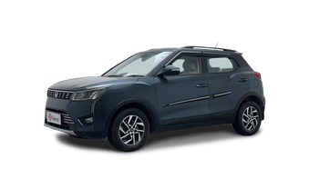 Used 2023 Mahindra XUV 300 W8 (O) 1.2 Petrol Petrol Manual Image