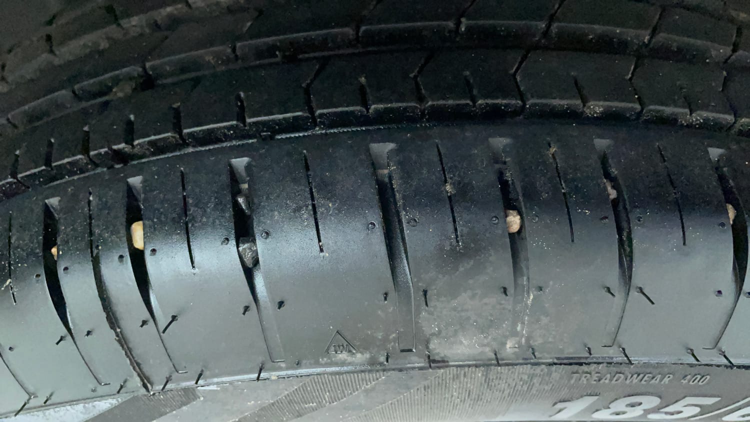 Used 2024 Maruti Suzuki Baleno Delta AGS Petrol Automatic tyres RIGHT REAR TYRE TREAD VIEW