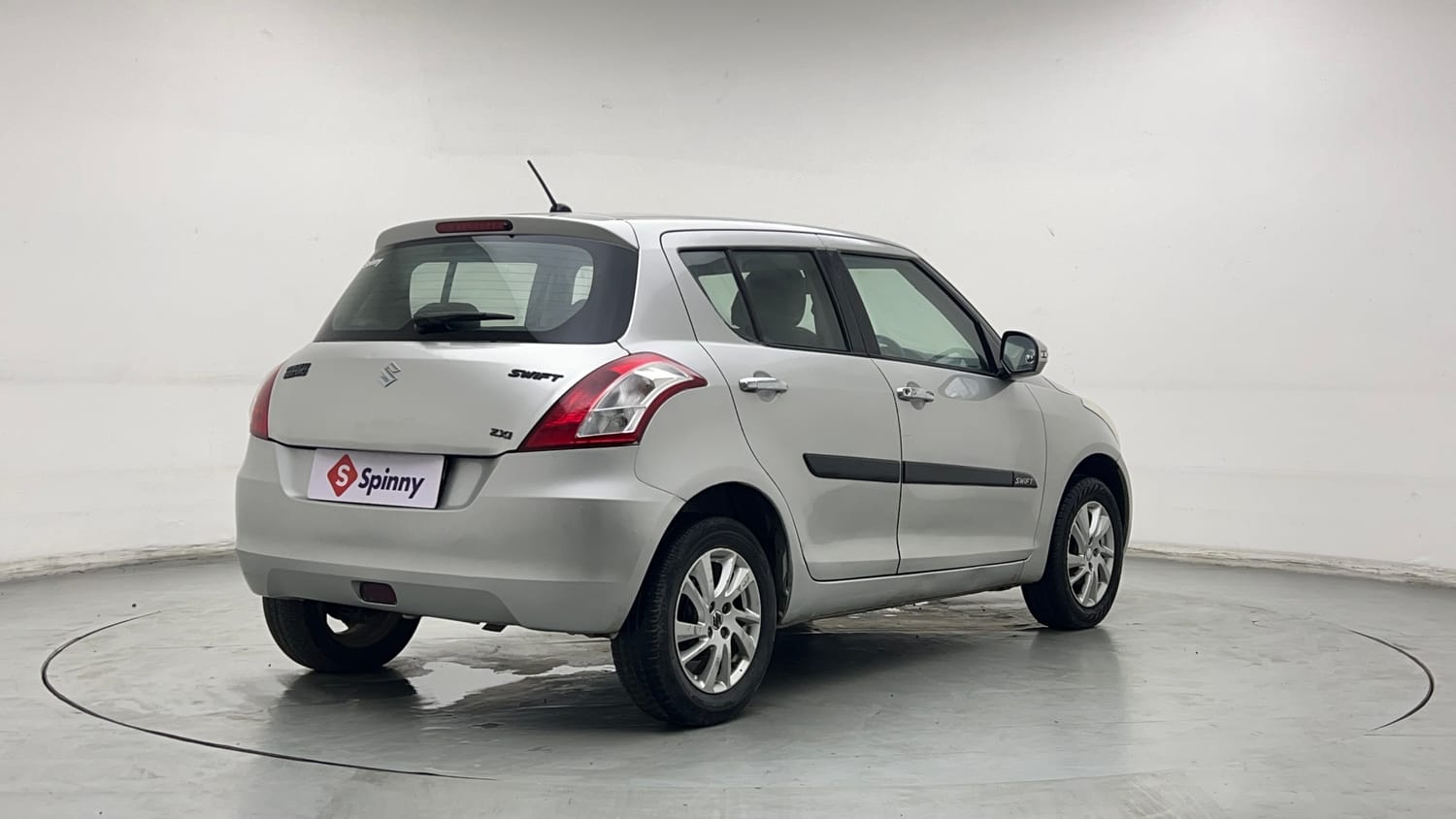 Used 2014 Maruti Suzuki Swift ZXi Petrol Manual exterior RIGHT REAR CORNER VIEW