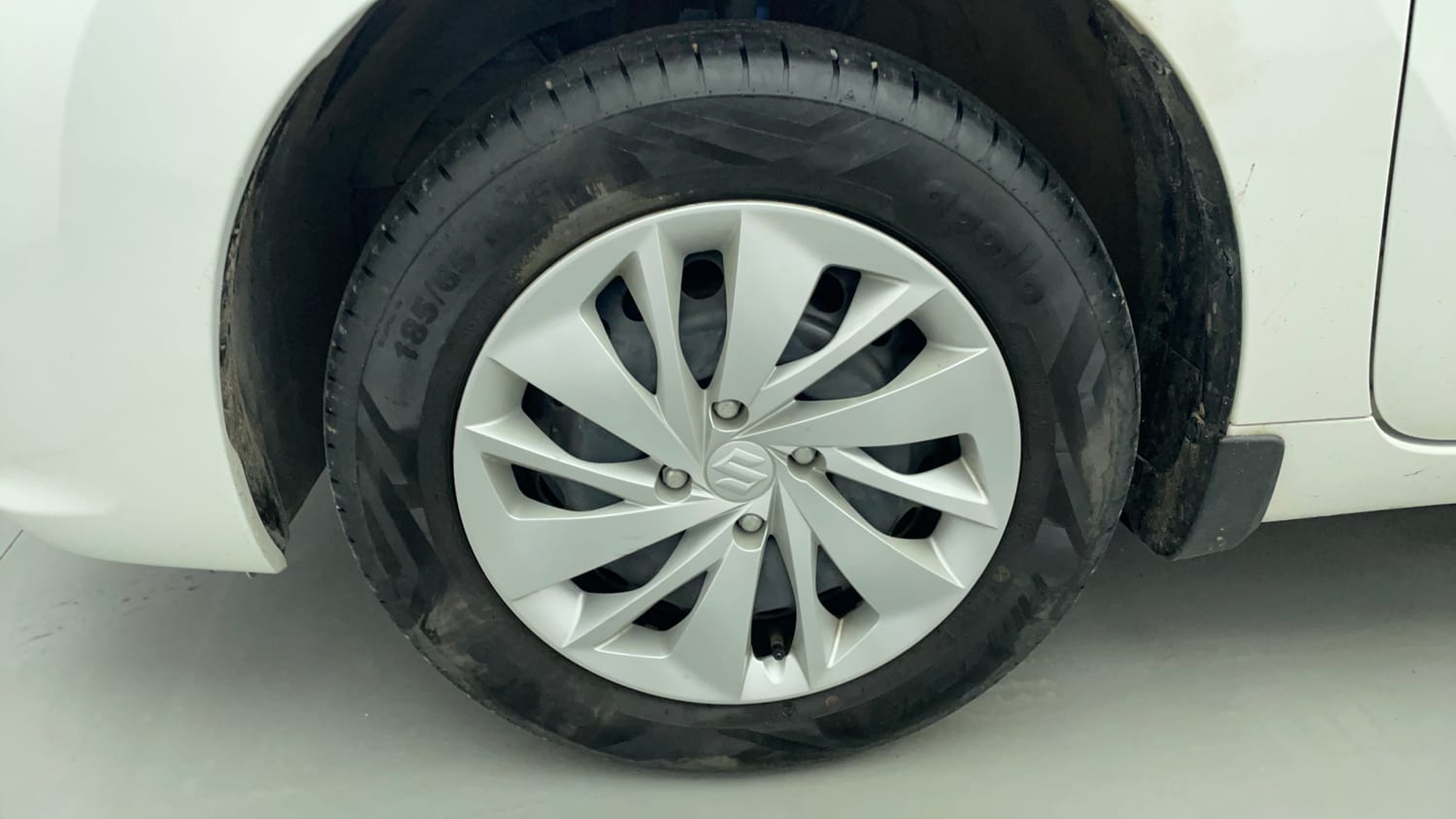 Used 2024 Maruti Suzuki Baleno Delta AGS Petrol Automatic tyres LEFT FRONT TYRE RIM VIEW