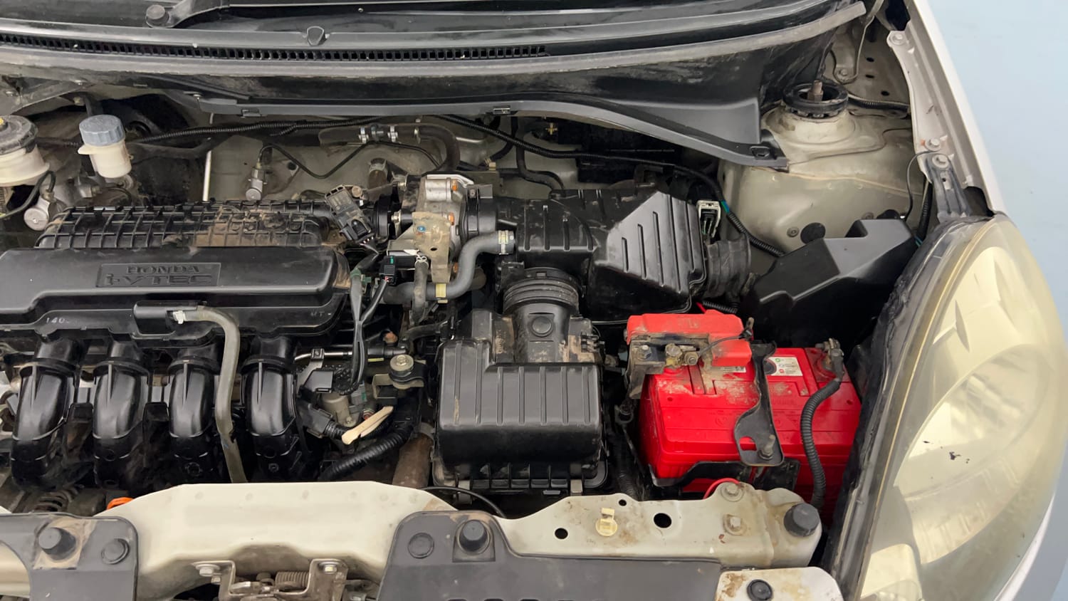 Used 2014 Honda Amaze 1.2 EX i-VTEC Petrol Manual engine ENGINE LEFT SIDE VIEW