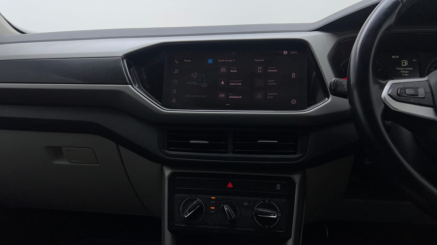 Used 2022 Volkswagen Taigun Highline 1.0 TSI MT Petrol Manual interior MUSIC SYSTEM & AC CONTROL VIEW