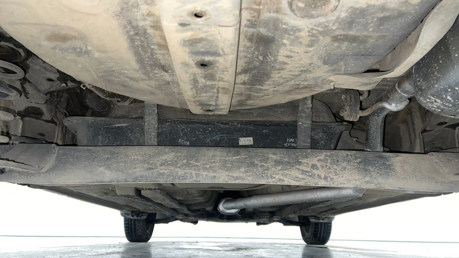 Used 2015 Hyundai Grand i10 Magna 1.2 Kappa VTVT Petrol Manual extra REAR UNDERBODY VIEW (TAKEN FROM REAR)