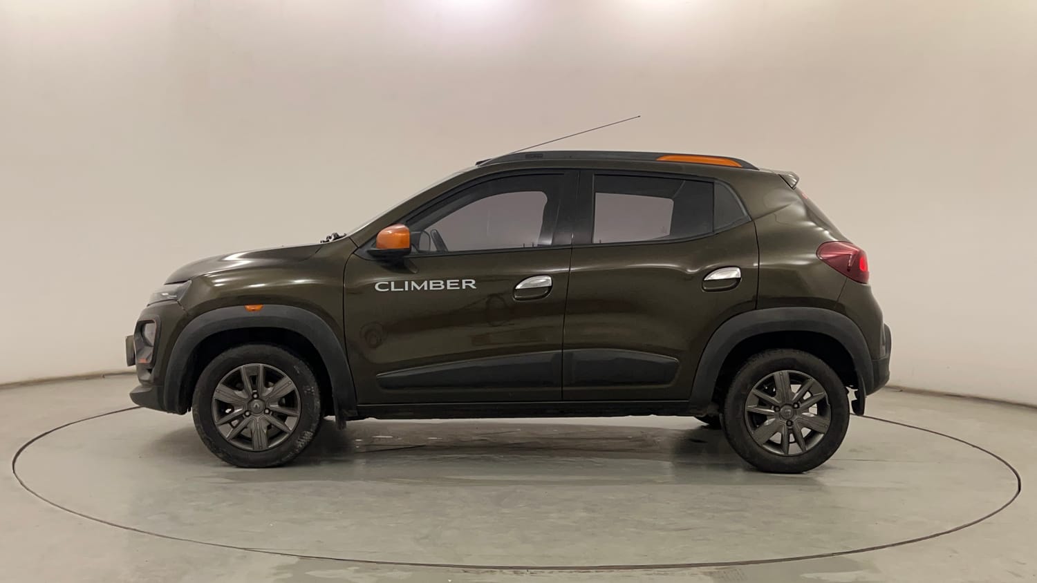 Used 2021 Renault Kwid CLIMBER 1.0 (O) Petrol Manual exterior LEFT SIDE VIEW