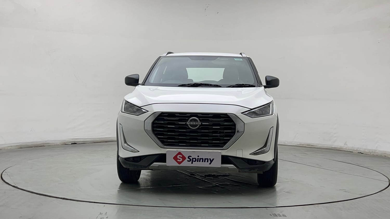 Used 2024 Nissan Magnite XE Petrol Manual exterior FRONT VIEW