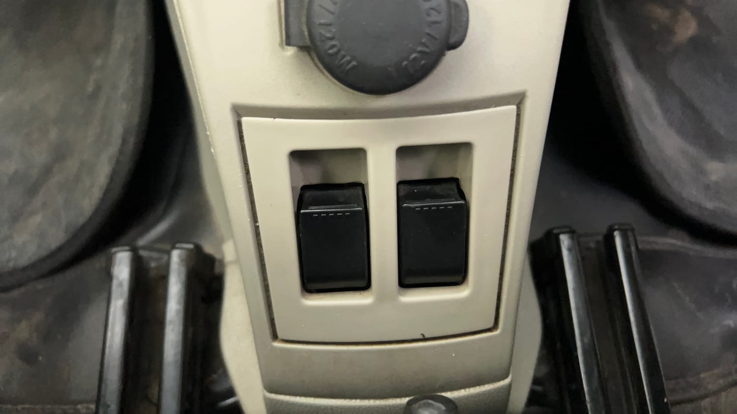 Used 2017 maruti-suzuki Alto K10 VXi (O) AMT Petrol Automatic top_features Power windows