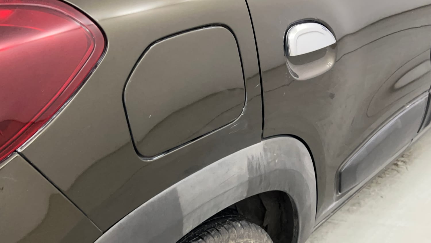Used 2021 Renault Kwid CLIMBER 1.0 (O) Petrol Manual dents MINOR SCRATCH