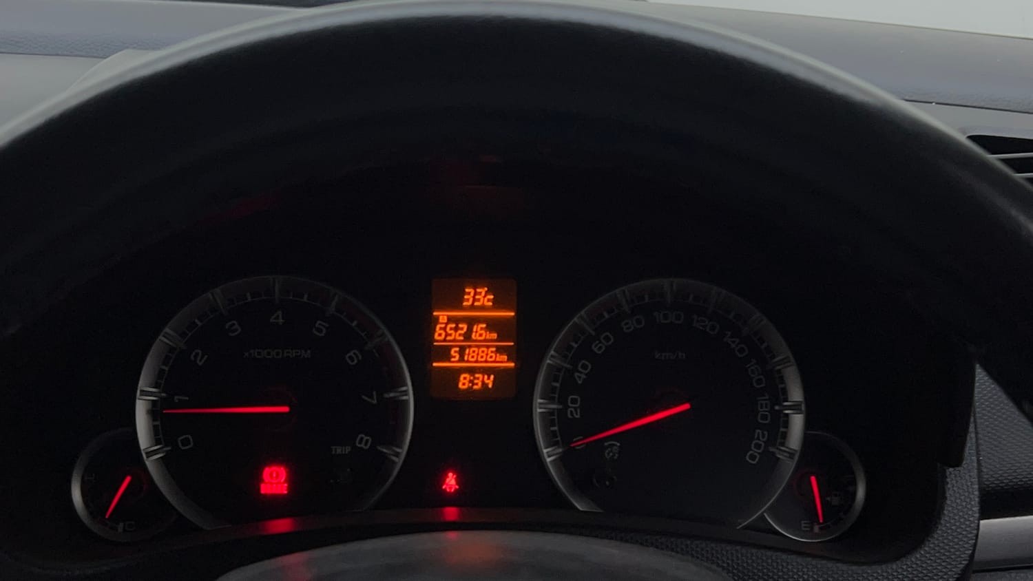 Used 2015 Maruti Suzuki Swift ZXi Petrol Manual interior CLUSTERMETER VIEW